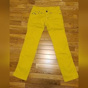 DIESEL Yellow Low Rise Straight Leg Jeans   US 26